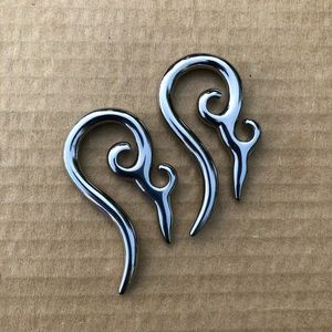NWOT Gauge 4 (5.2 mm) tribal earrings